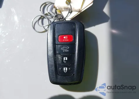 2021 Toyota Highlander Xle из США, поврежденный, VIN 5TDGZRBHXMS068966